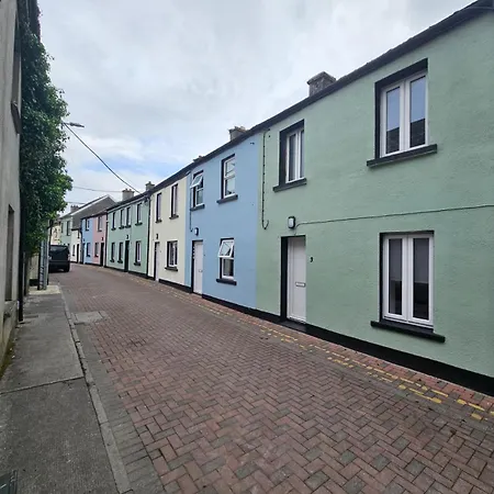 Apartment 8 Eyre Square Lane *