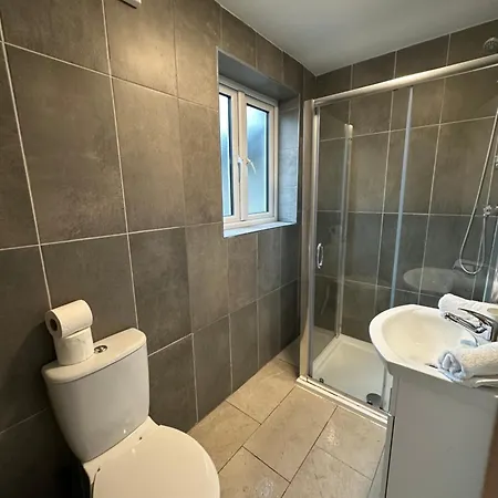 8 Eyre Square Lane Galway