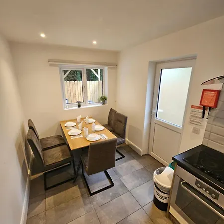 Апартаменты 8 Eyre Square Lane Голуэй