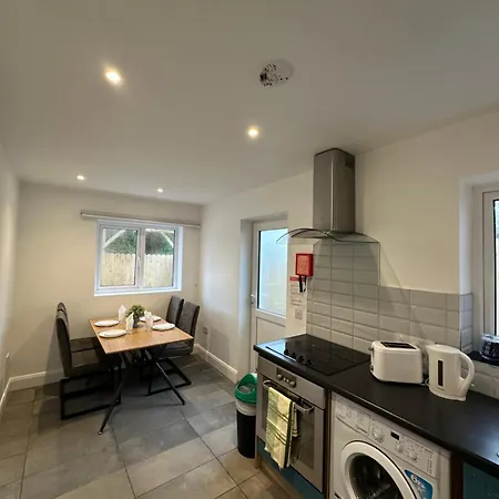 8 Eyre Square Lane Апартаменты *